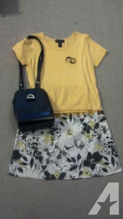 bright yellow outfit w/ purse and earrings - $25 (statesboro)