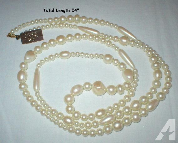 Pearl Necklace - 27Â½