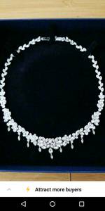 Swarovski crystal necklace (Perryville)