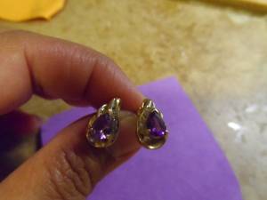 1K Amethyst 10K gold tear drop ear rings with 5 diamond chips (Tucson)