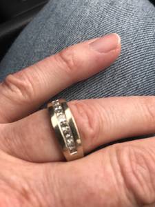 Mens Wedding Ring (Memphis)