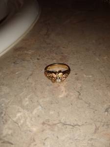 Woman's Wedding ring sets Black Hills gold with Diamond (LEBANON)