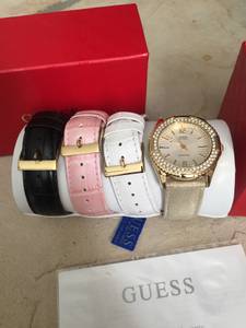 Guess ladies 4 band watch set NEW (Franklin township)