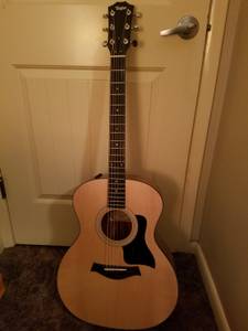 Taylor 114e Grand Auditorium electric acoustic