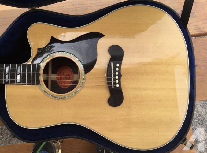Gibson Songbird Acoustic Electric 2001