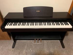 Yamaha Electric Piano YDP 101 (Jefferson City)