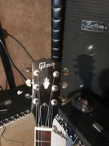 Gibson 335 (Hallsville)