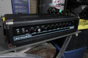 Acoustic b600h 600w bass guitar amp (Edmonds)