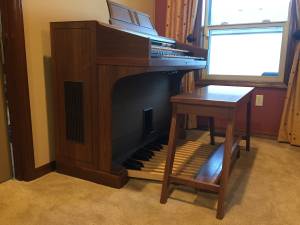 Yamaha Electone E10AR Organ (Pasco)