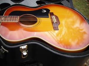 Classic Epiphone Jumbo FT570SB Acoustic Guitar (Memphis)
