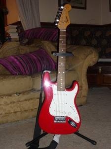 Fender Squire mini w/ Fender Frontman 10g amp (Ashland)