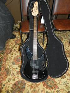 Ibanez Bass Guitar with case (Proctorville)