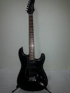 Vantage stratocaster style electric guitar (Hillsboro)