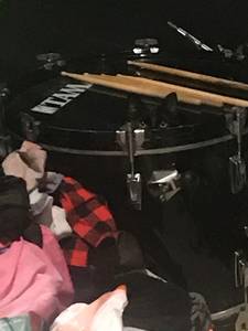 Mis-matched drum kit (Bonney Lake)