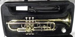 Trumpet w/Case - 1 Owner Very Clean (Pawcatuck/Westerly line)