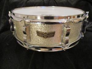 Ludwig Club Date 14 X 5 Snare Drum, Vintage Silver Sparkle - Mint! (BEAVERTON)
