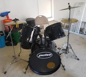 Drum set