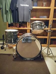 Ludwig Classic Maple Drum Set (chesterfield)