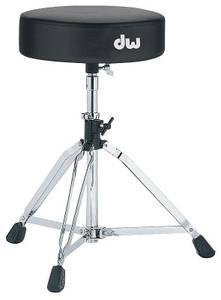 DW drum throne - practically NEW (Lynn)