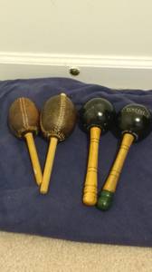 Venezuela Maracas $100 both (duluth)
