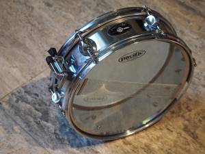 Pacific by Drum Workshop Chrome Snare Drum Good Evans heads (imperial beach)