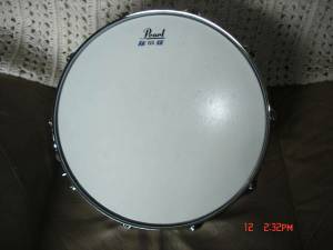 NICE - PEARL Snare drum with backpack case, stand, drum sticks