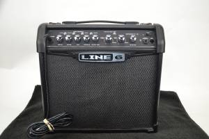 Line 6 Spider IV 15 15W 1x8 Guitar Combo Amp Pre-owned, Sounds GREAT!!