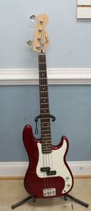 Fender Squier Burgundy P-Bass