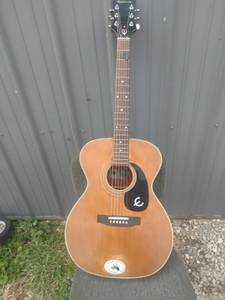 Epiphone Folk Guitar
