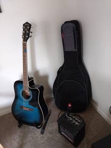 Accoustic Guitar plus Case + Cables, Small AMP + MORE!