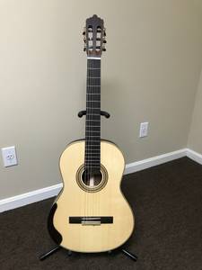 La Mancha Zafiro sm - ex Classical Guitar (Jeffersontown)
