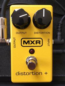 Guitar effects pedal MXR Distortion plus + (Philadelphia)