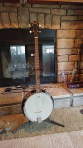 5 string fender banjo (Luverne)