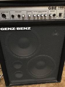 100 watt bass amp w/effects pedal (College Place wa)