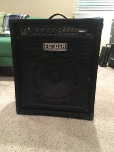Fender Rumble 60 bass amp (East end of Simi valley)