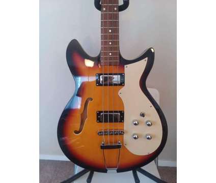 Waterstone Semi-Hollow bass