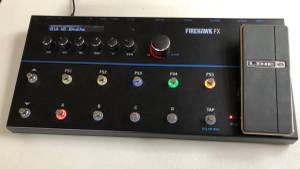 Line 6 Firehawk FX Guitar Multi-effects Floor Processor