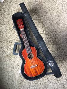 Eastman EU3C Concert Ukulele