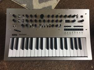 Korg Minilogue Analog Synthesizer (Ringgold)