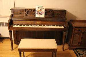 Piano (rochester mi.)