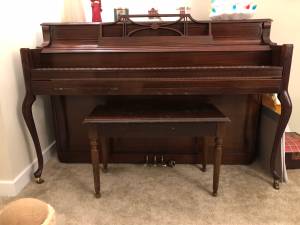 Story & Clarke upright piano (merrified, va)