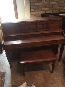 Piano (Rochester)