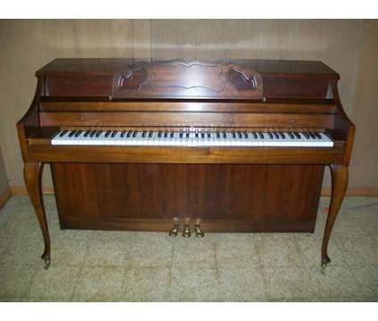 Kimball Spinet/Upright Piano
