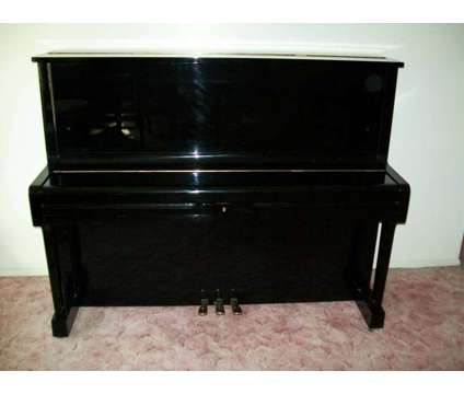 Yamaha U1 Upright Piano