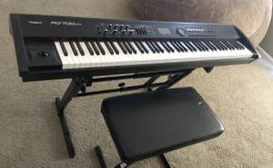 Roland RD-700NX 88 key professional keyboard with stand, bench