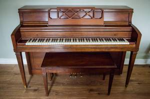 Standup Piano Lyon-Healy (Hilton Head Island)