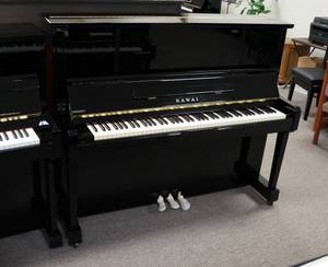 Kawai KU30 Upright Piano