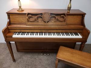 Kohler & Campbell Console Piano