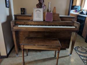 Small Piano (Topeka)