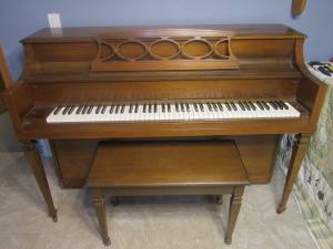 hobart m cable piano (Deer River, MN)